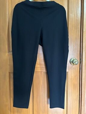 Chico's Black Ponte Ankle Leggings